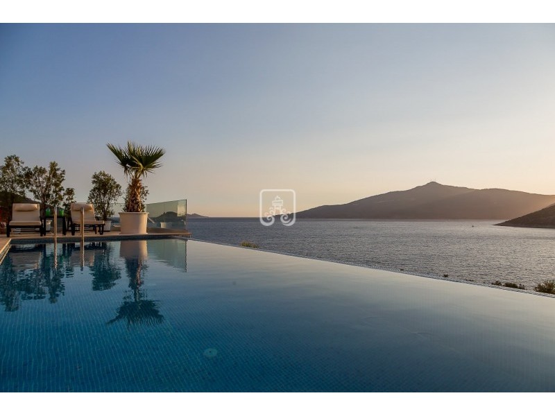 Villas with Pool in Kalkan